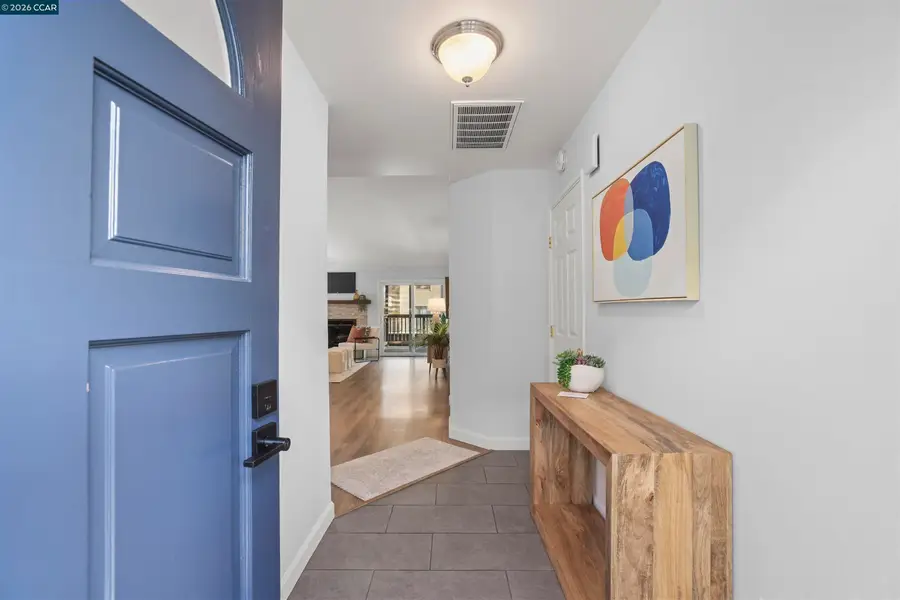 2 Donegal Way, Martinez, CA 94553 - #2