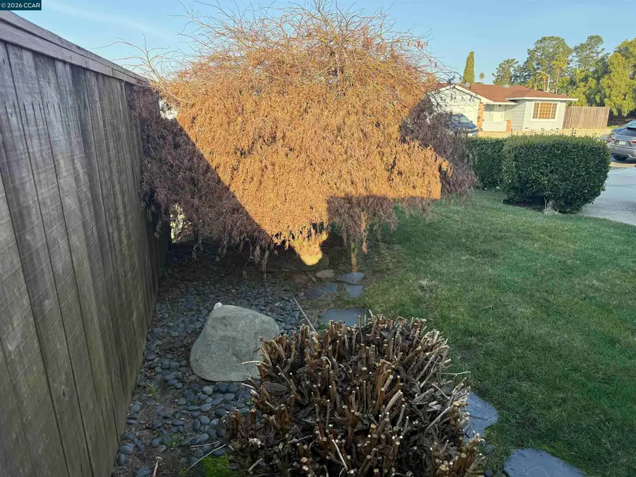 832 Windward Dr, Rodeo, CA 94574 - #2