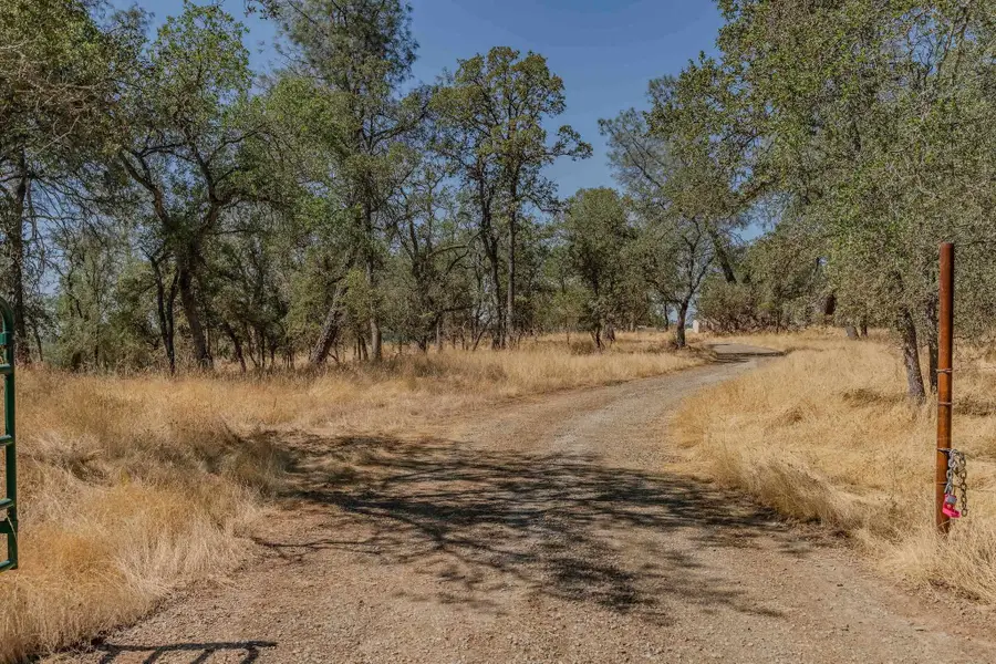 10660 Hogan Dam Road, Angels Camp, CA 95221 - #3