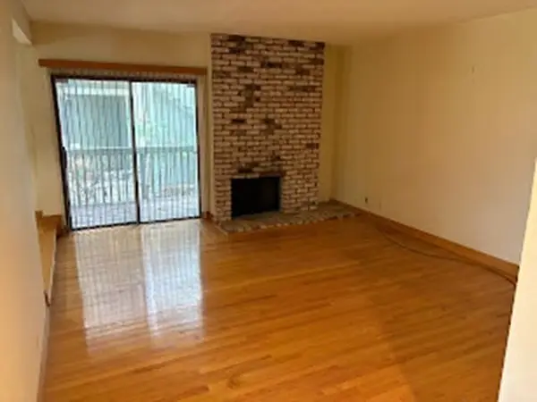 8781 Mountain Blvd  #5, OAKLAND, CA 94605