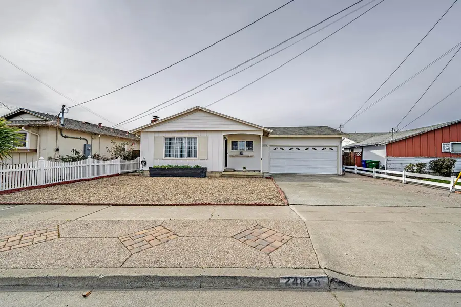 24825 Santa Clara St, Hayward, CA 94544 - #2
