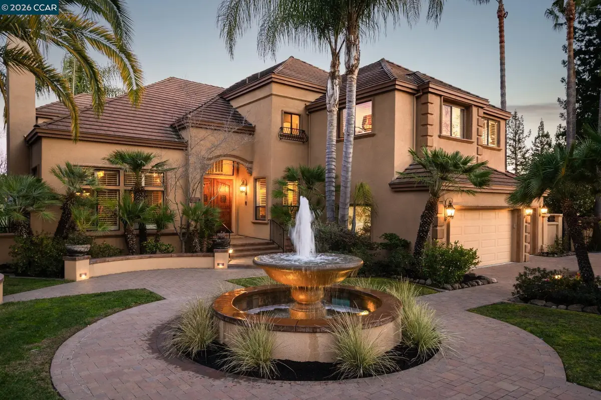 4640 Kingswood Dr, Danville, CA 94506 - Image #1