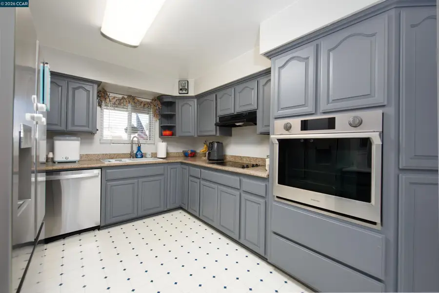 1337 Avon Way, Fairfield, CA 94533 - Image #3