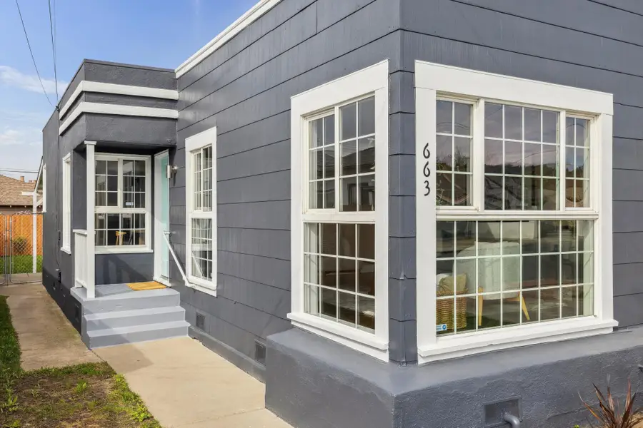 663 40Th St, Richmond, CA 94805 - #2