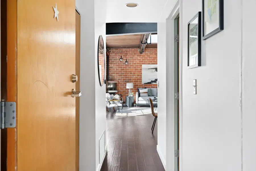 1250 Powell St  #10, Emeryville, CA 94608 - #2