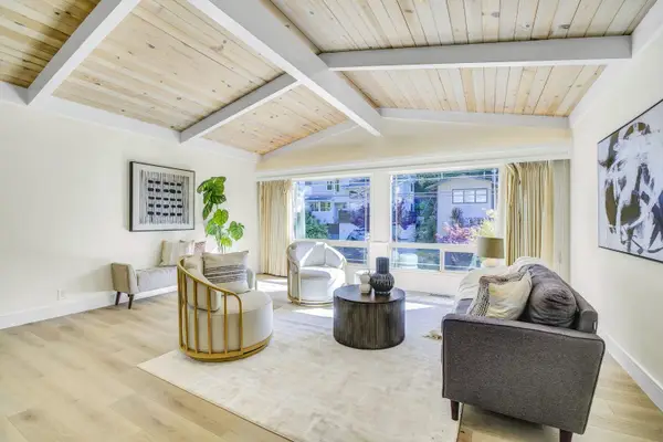 6635 Banning Dr, OAKLAND, CA 94611