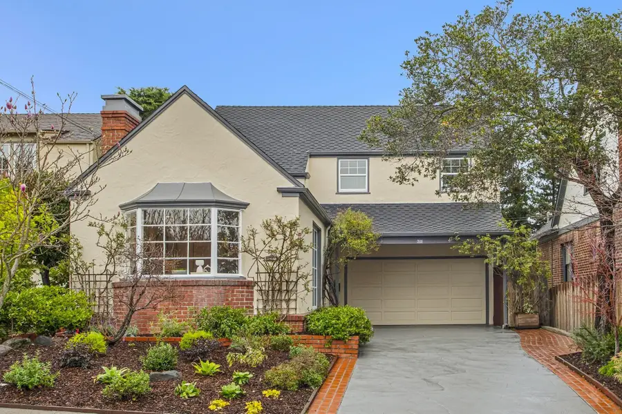 3938 Oakmore Rd, Oakland, CA 94602 - #2