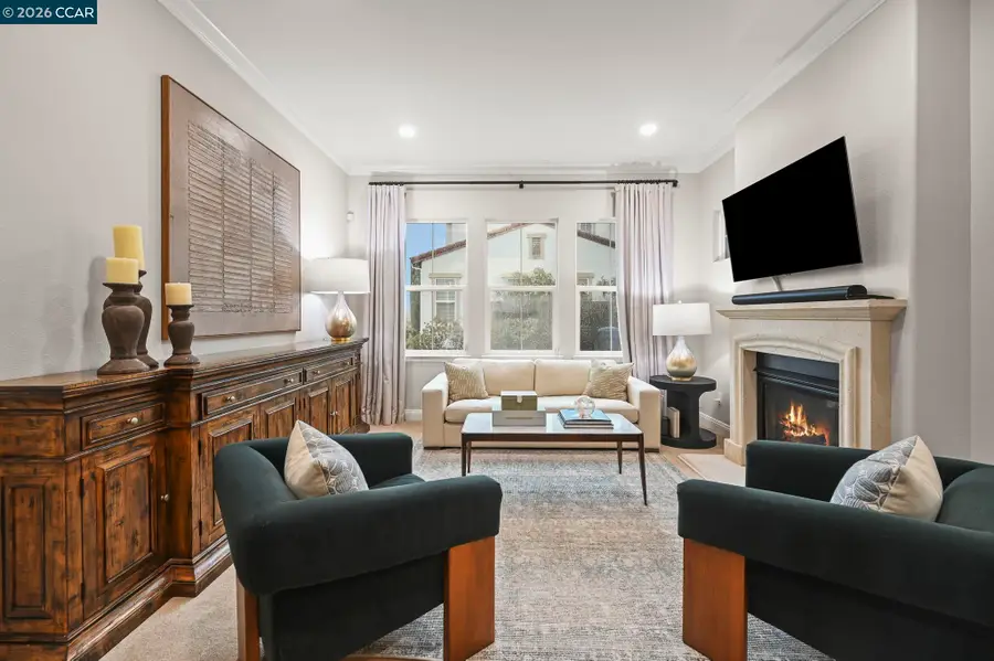 400 Marsanne Ct, Danville, CA 94506 - #2