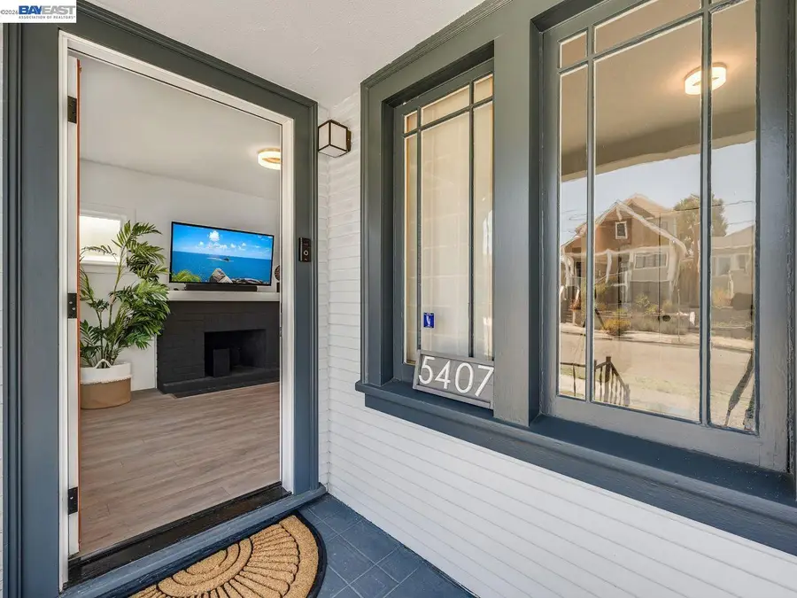 5407 Roberts Ave, Oakland, CA 94619 - #2