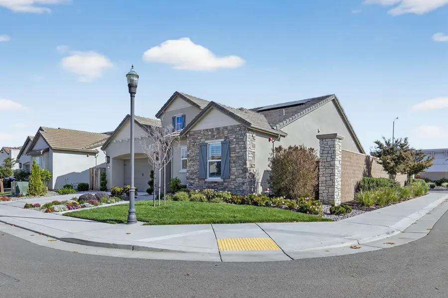 1560 empire, Lodi, CA 95242 - #2