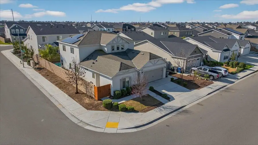 5986 Pitt Ave, Fresno, CA 93727 - #2