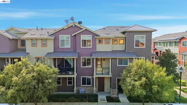 817 Tranquility Cir  #4, LIVERMORE, CA 94551