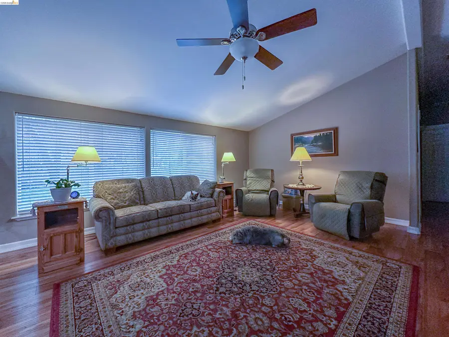 18081 Box Factory Rd, Tuolumne, CA 95379 - #2