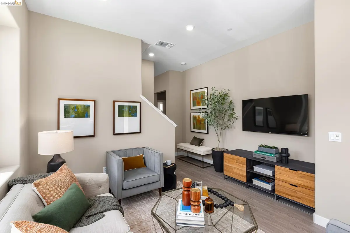 28968 Parkridge Loop  #117, Hayward, CA 94544 - #1