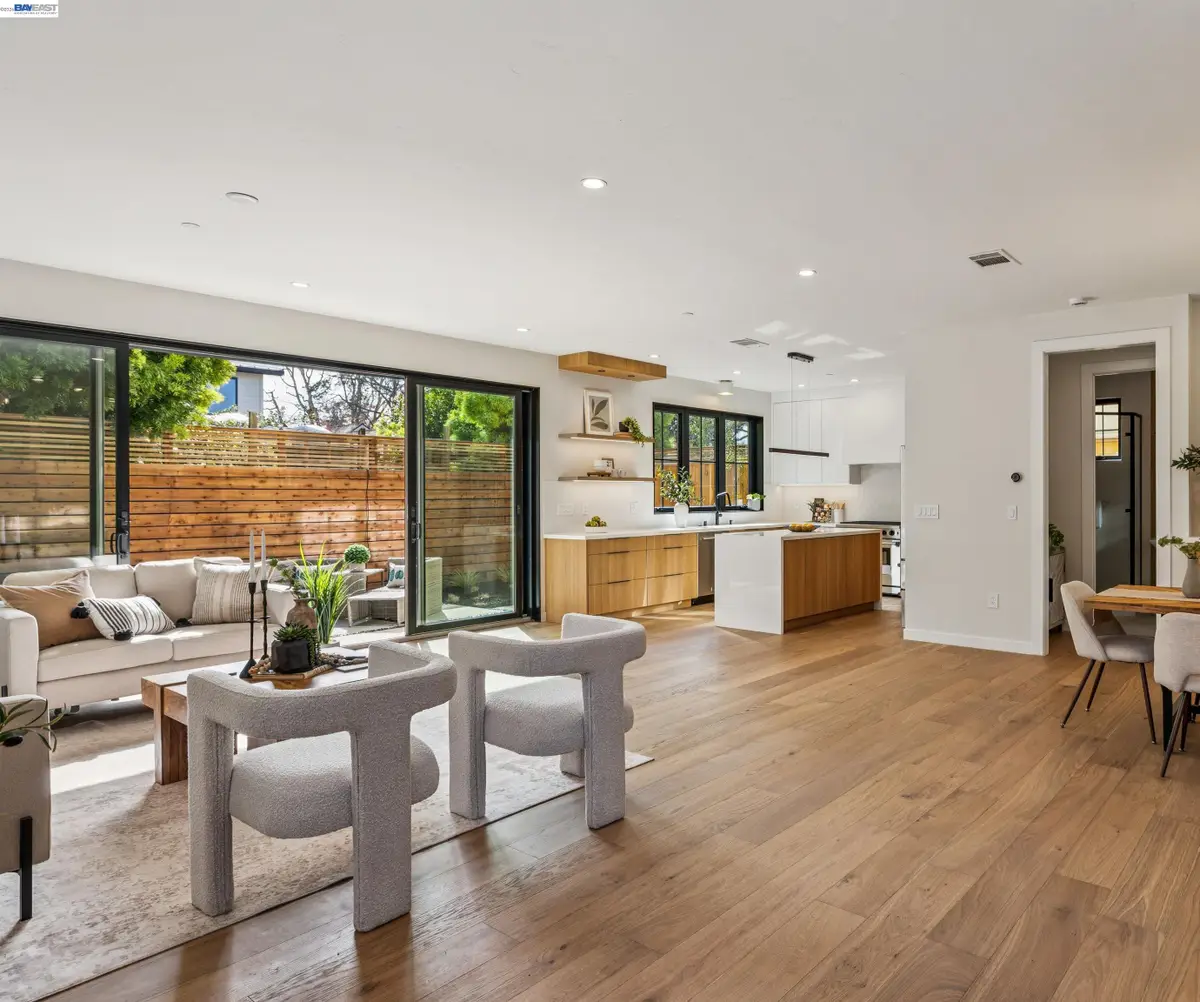 1142 Dwight, Berkeley, CA 94702 - #1