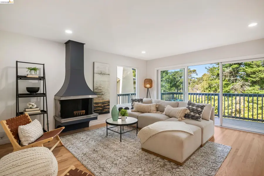 22 Rydal Ct, Oakland, CA 94611 - #3