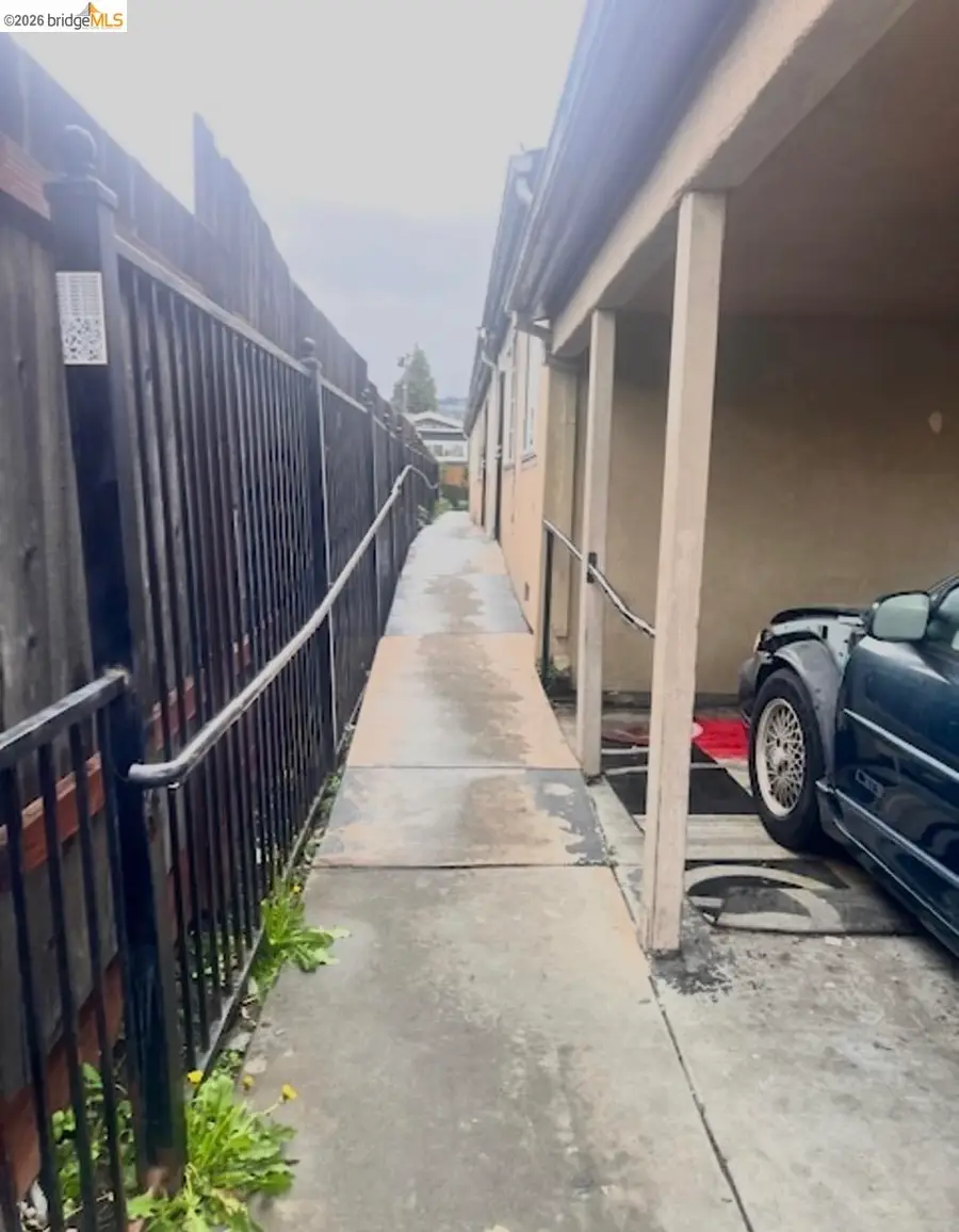 6230 Hayes St, Oakland, CA 94621 - #3