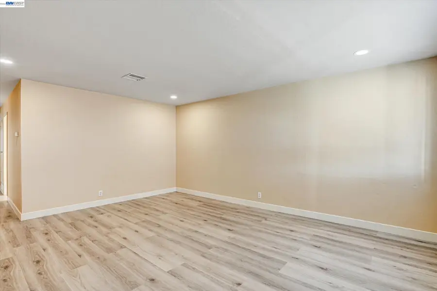 452 Wilshire Avenue, Vallejo, CA 94591 - #2