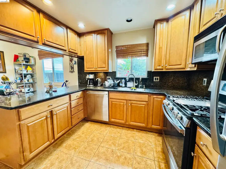 40 Harper St, Stockton, CA 95204 - #2