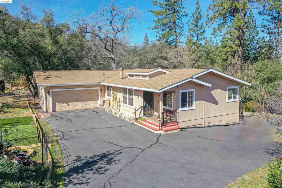 12690 Mueller Dr, Groveland, CA 95321 - #3