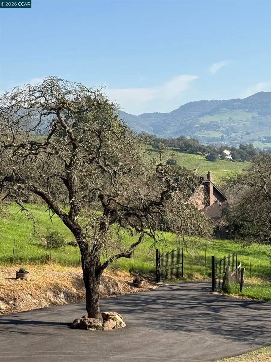 2087 1st Ave, Napa, CA 94558 - #3