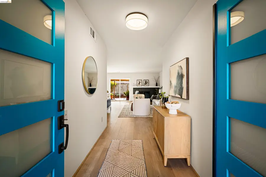 10 Clear Water Ct, Richmond, CA 94803 - #3