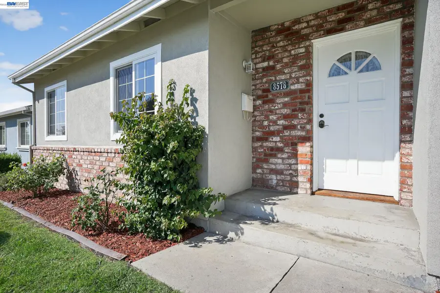 8578 Deervale Rd, Dublin, CA 94568 - #2