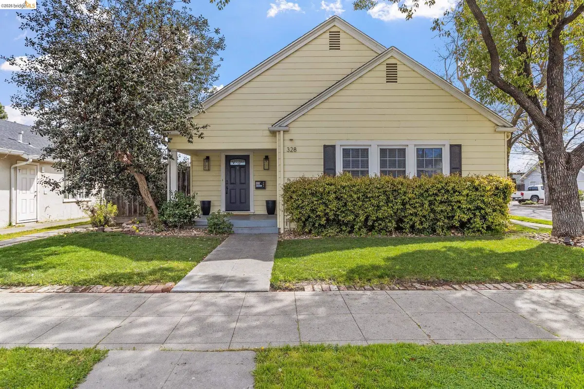 328 Walnut St, Stockton, CA 95204 - #1