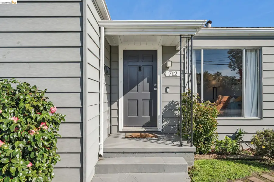 712 40Th St, Richmond, CA 94805 - #3