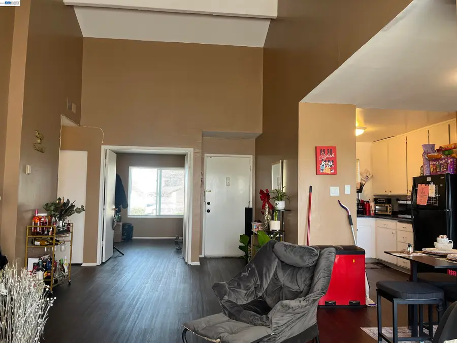 355 Parkview Ter  #A-8, Vallejo, CA 94589 - #3