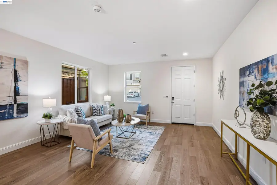 2525 Modena Dr., Pittsburg, CA 94565 - #3