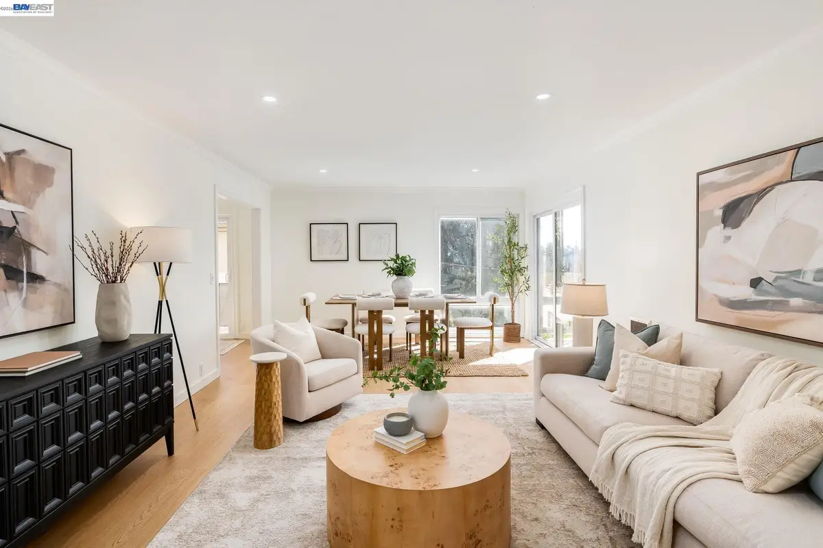 6558 Lucas Ave  #202, Oakland, CA 94611 - #1