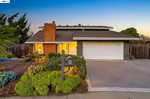 8092 Olympic Ct, NEWARK, CA 94560