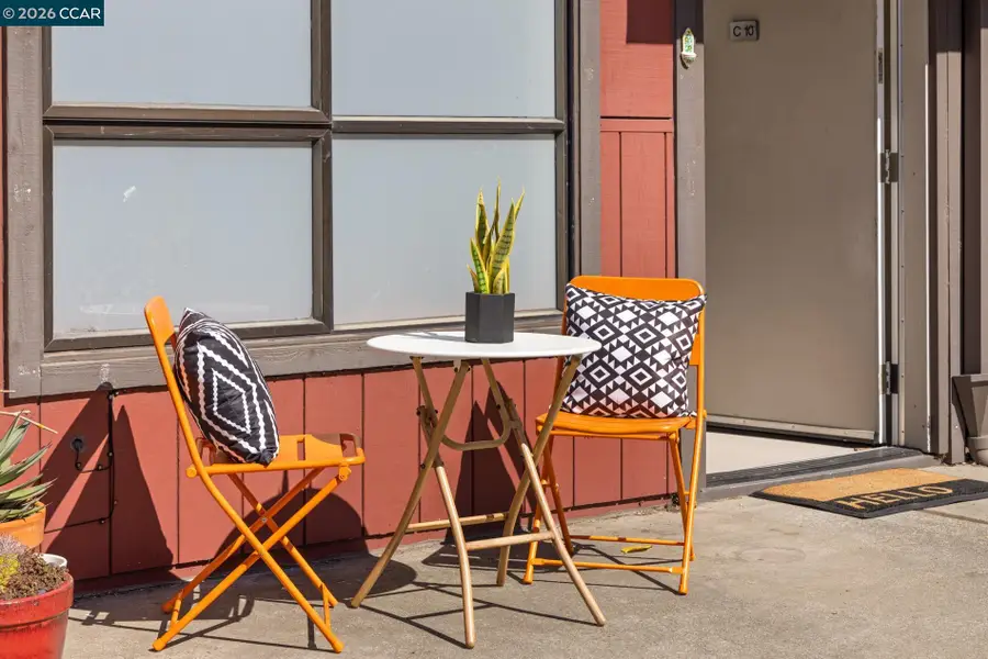 730 29Th St  #10, Oakland, CA 94609 - #2