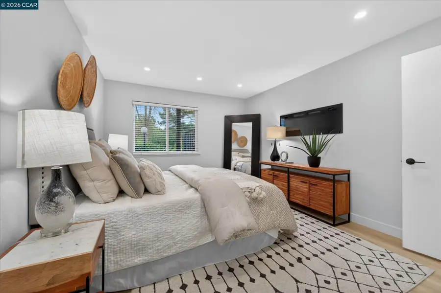 1445 Marchbanks Dr  #2, Walnut Creek, CA 94598 - #3