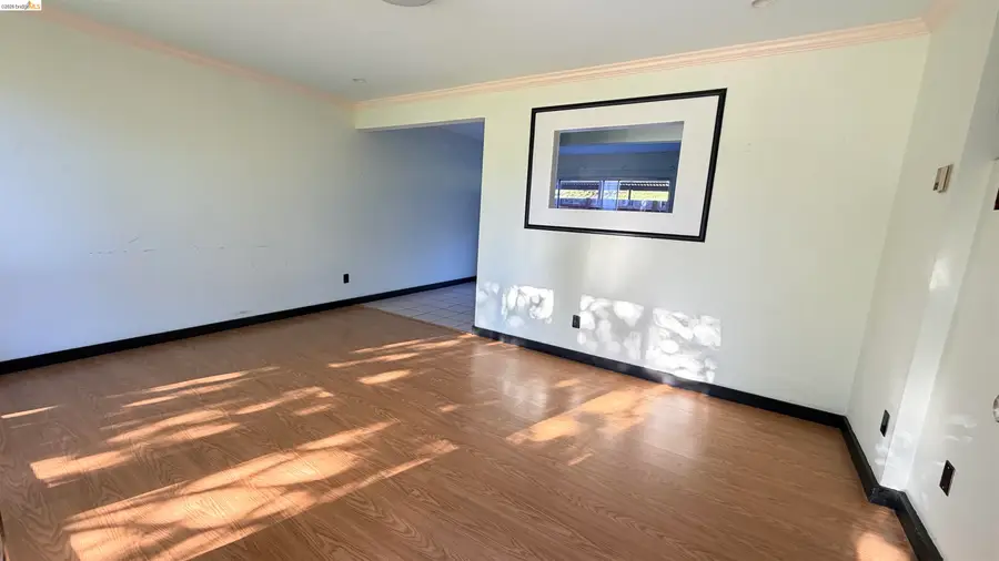 206 Park Ln, Richmond, CA 94803 - #3