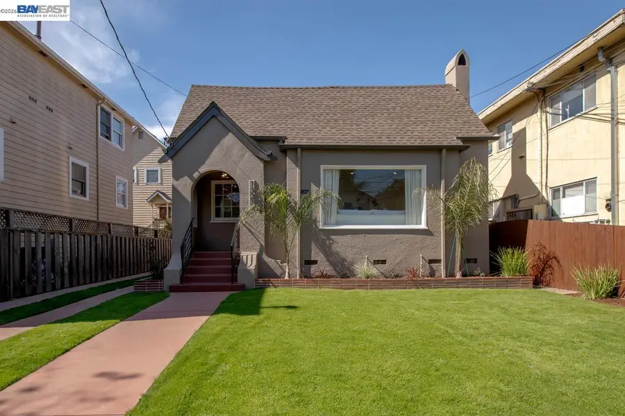 1321 Pearl St, Alameda, CA 94501 - #2