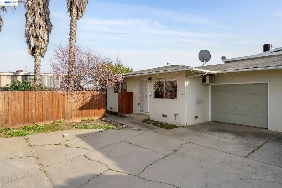 1384 Berry Ln, Brentwood, CA 94513 - #3