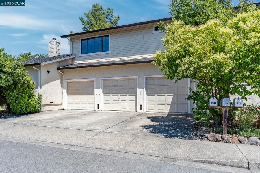 585 Studley St  #4, Sonoma, CA 95476 - #2