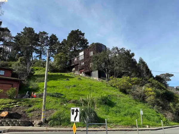 Buena Vista Ave, RICHMOND, CA 94802