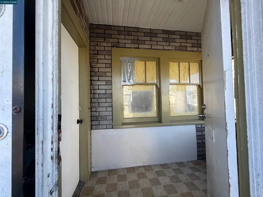 965 Arlington Ave, Oakland, CA 94608 - #2