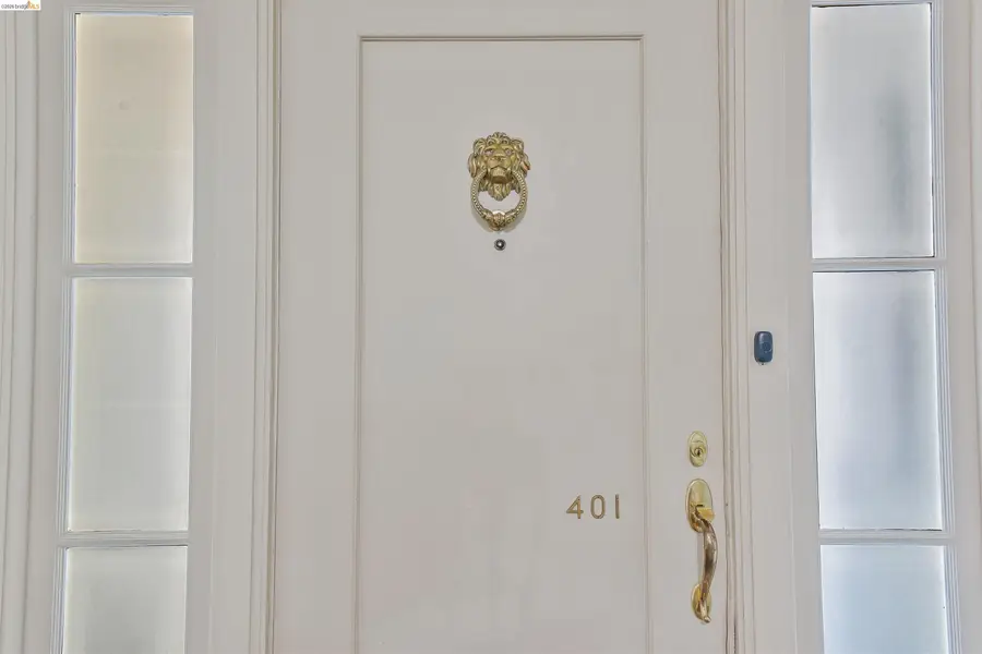 200 Lakeside Dr  #401, Oakland, CA 94612 - #3