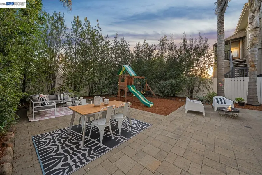 1059 59TH STREET, Oakland, CA 94608 - #3