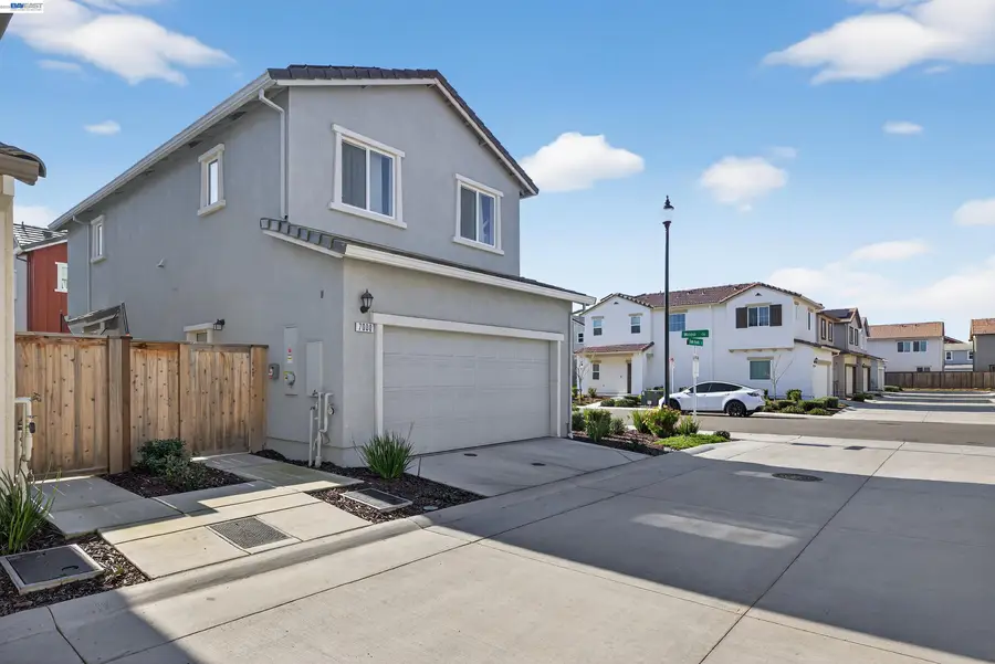 7000 Santa Venetia Pl, Roseville, CA 95747 - #3