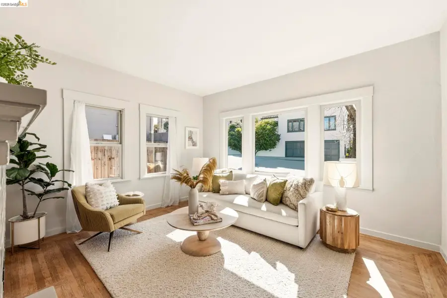 64 Ramona Ave., Oakland, CA 94611 - #2