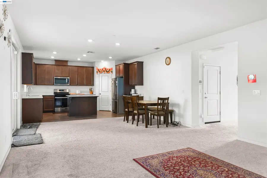 9620 Mason Trails Rd, Roseville, CA 95747 - #3