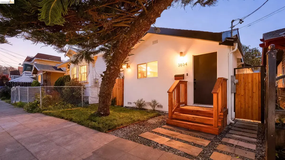 3654 39Th Ave, Oakland, CA 94619 - #1