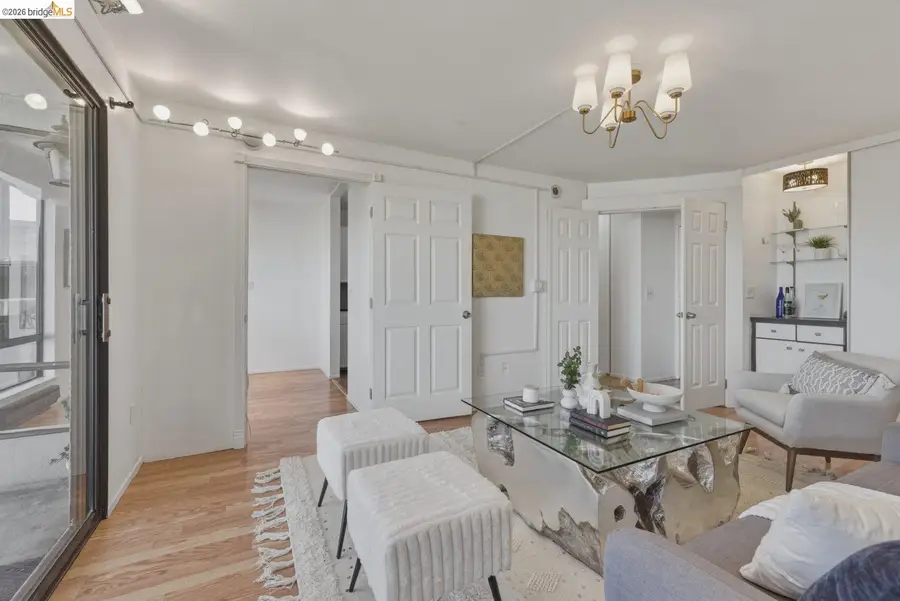 6 Commodore Dr  #C450, Emeryville, CA 94608 - #3