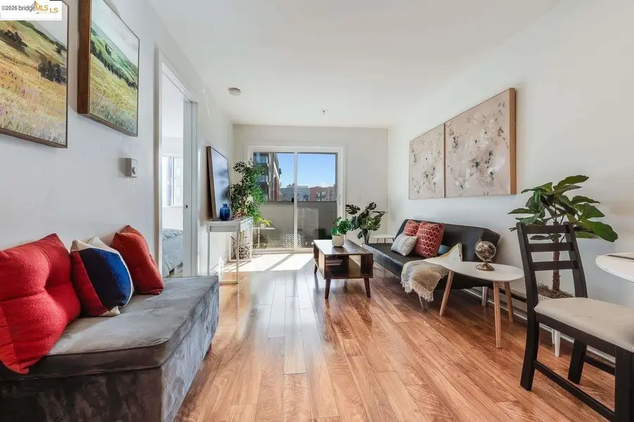 6400 Christie AVE  #5209, Emeryville, CA 94608 - #3