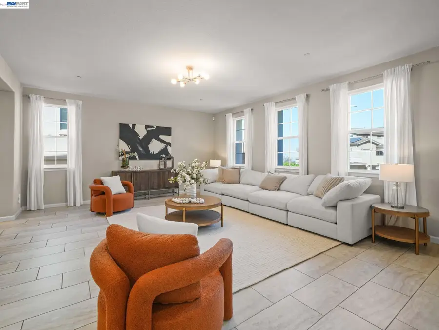 2703 Tribune Ave, Hayward, CA 94542 - #3